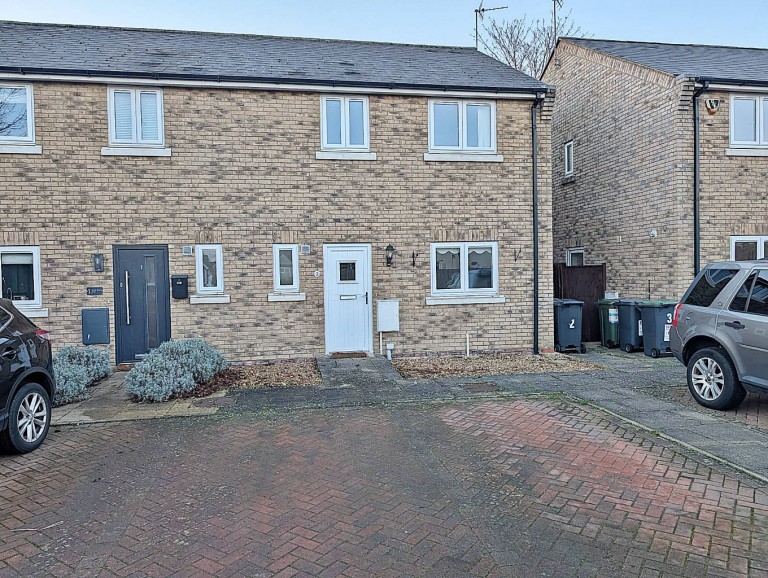 White Horse Mews, Flitwick