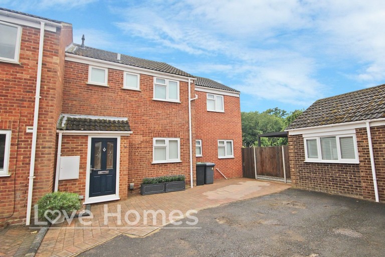 Fir Tree Close, Flitwick