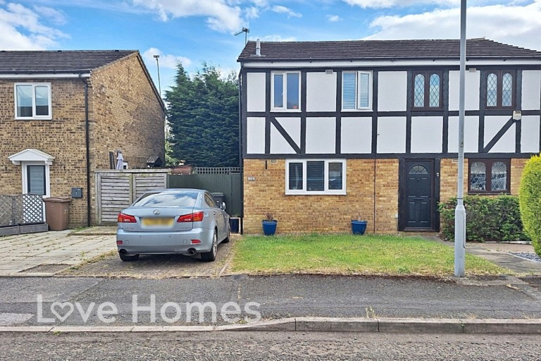 Lesbury Close, Luton, LU2 9UP