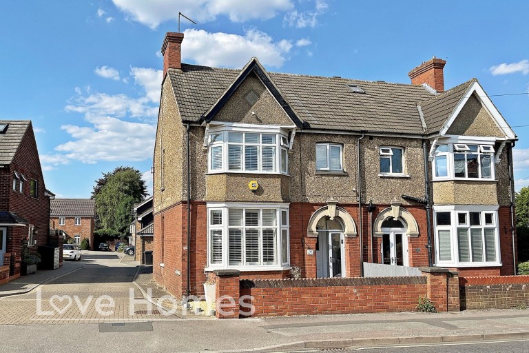 Kings Road, Flitwick