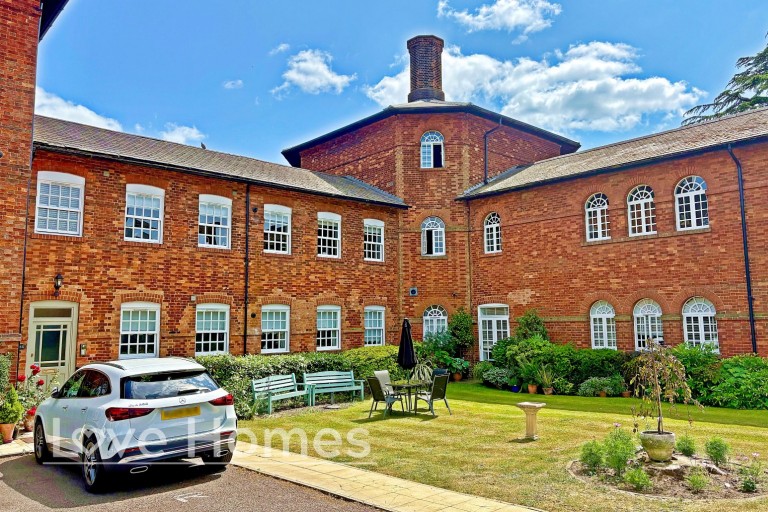 The Cedars, Dunstable Street, Ampthill