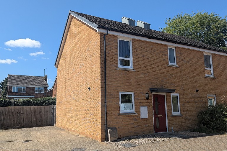 Scyttels Court, Vicarage Close, Shillington