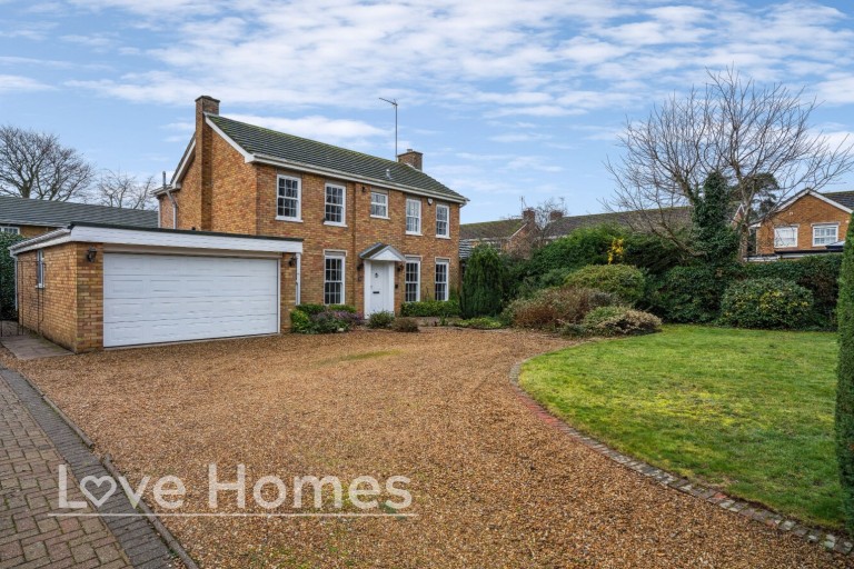 Ampthill Road, Silsoe, MK45 4DX