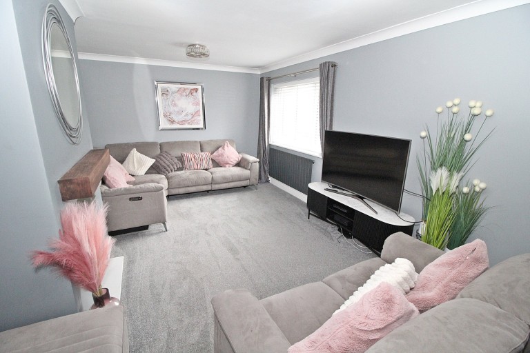 Mander Close, Toddington