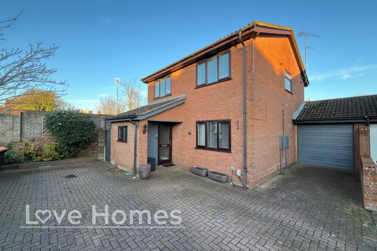 Mander Close, Toddington