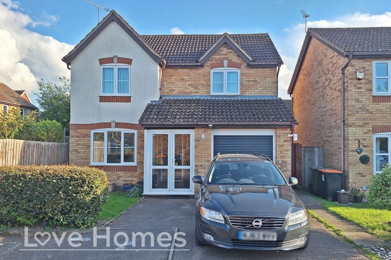 Nicholls Close, Barton-Le-Clay, MK45 4JN