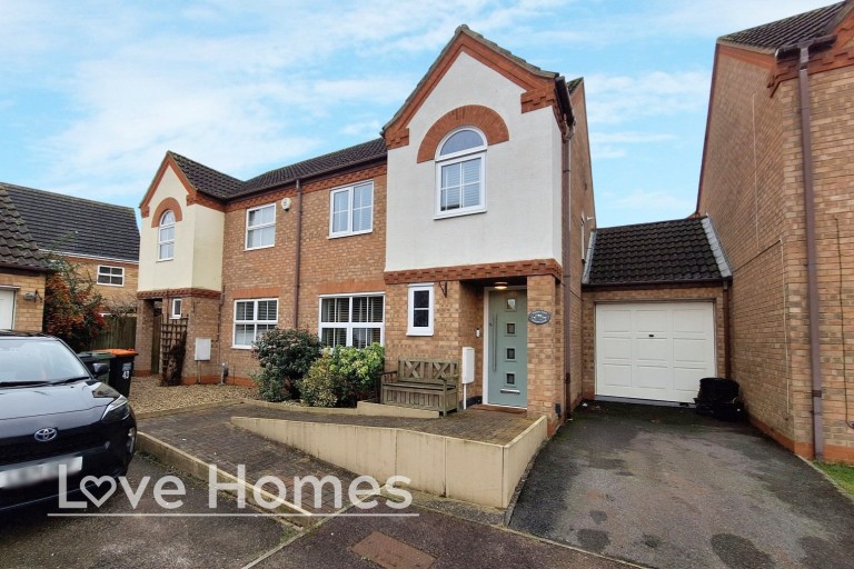 Fisher Close, Barton-Le-Clay, MK45 4NF