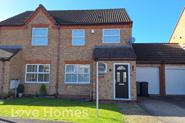 Ravensburgh Close, Barton-Le-Clay, MK45 4RG