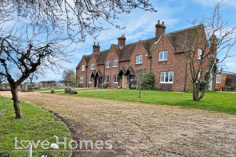 Peakes End, Steppingley