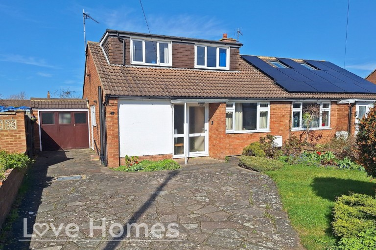 Norman Road, Barton-Le-Clay, MK45 4QD