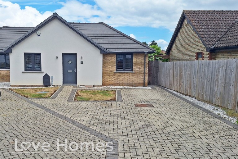 Orchard Close, Barton-Le-Clay, MK45 4LD