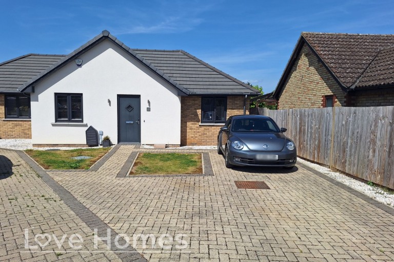 Orchard Close, Barton-Le-Clay, MK45 4LD