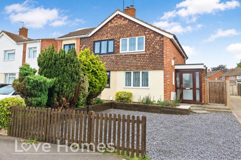 Norman Road, Barton-Le-Clay, MK45 4QD
