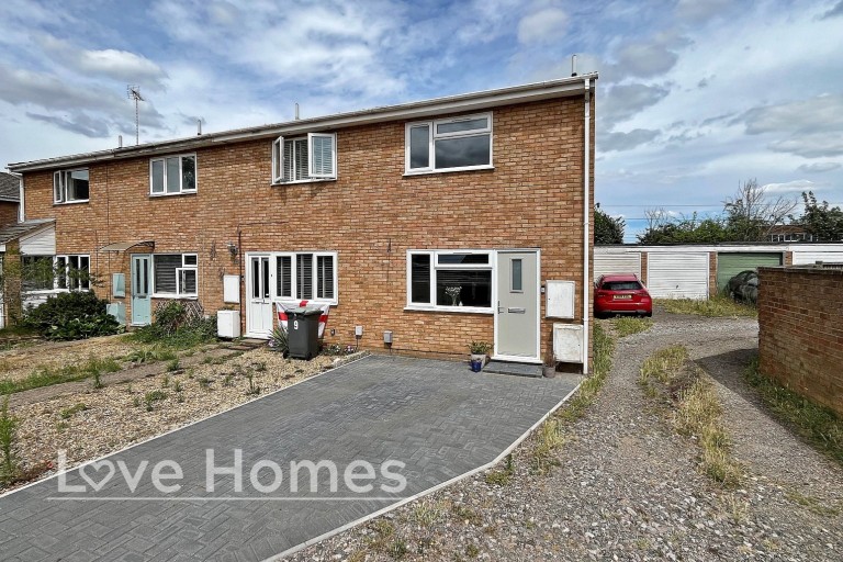 Dunstable Close, Flitwick