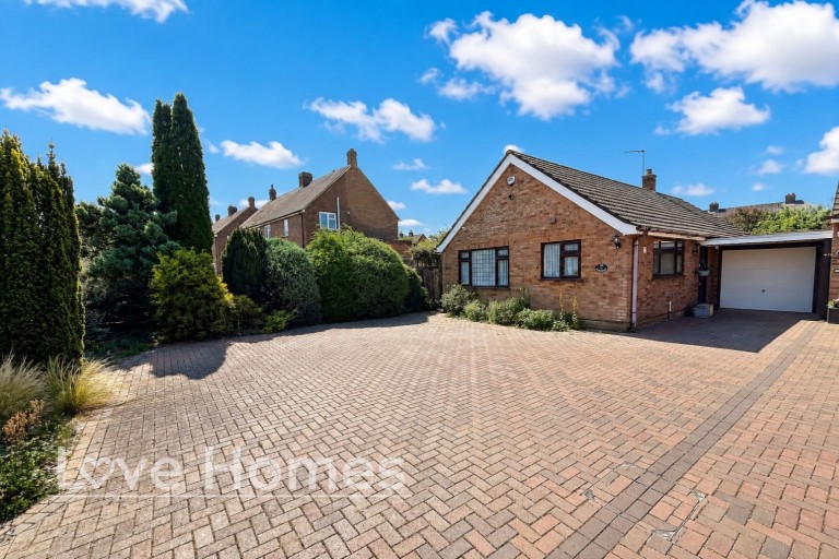 Sampshill Road, Westoning